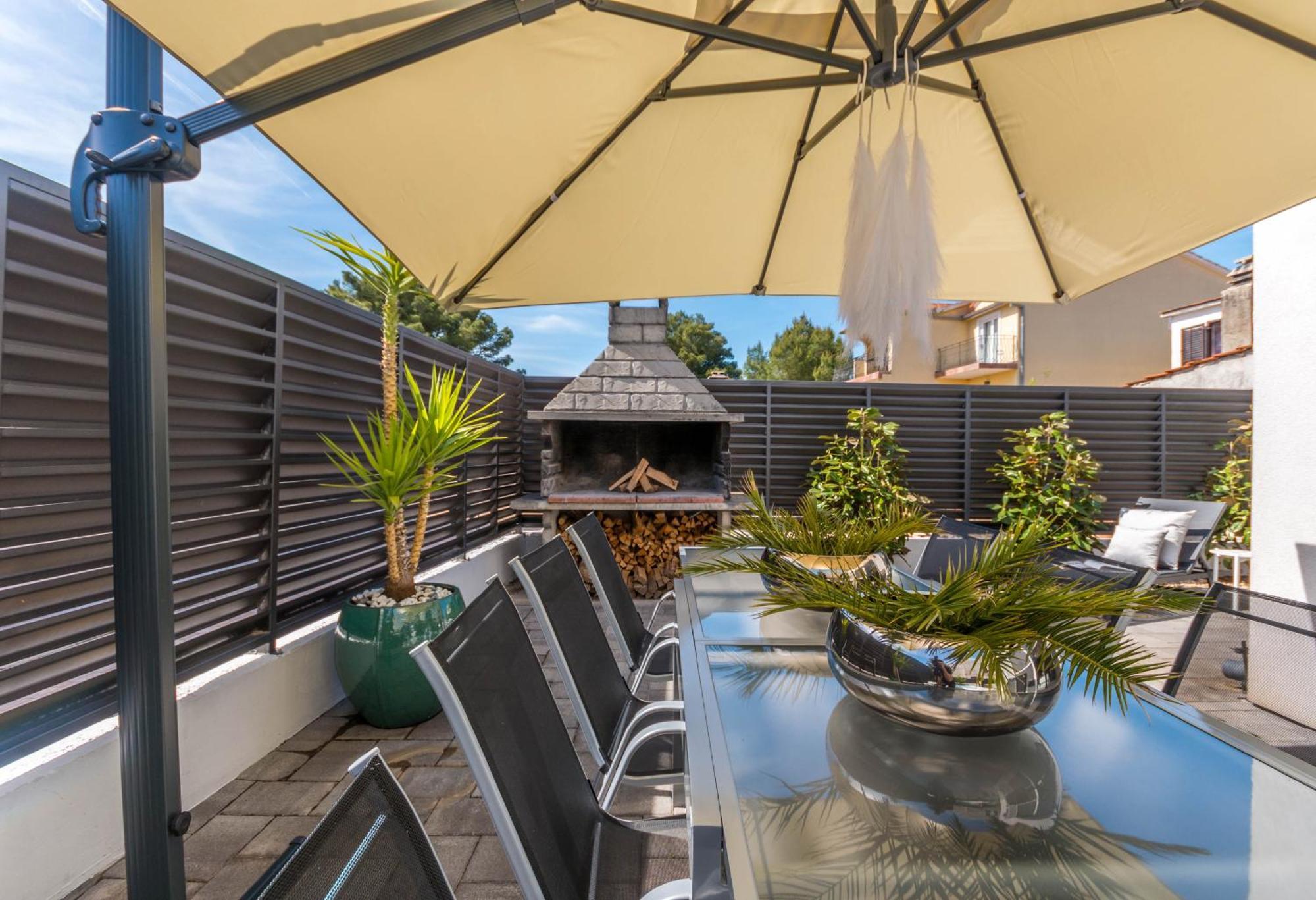 House With Pool Ledenko Apartment Biograd Na Moru Exterior photo