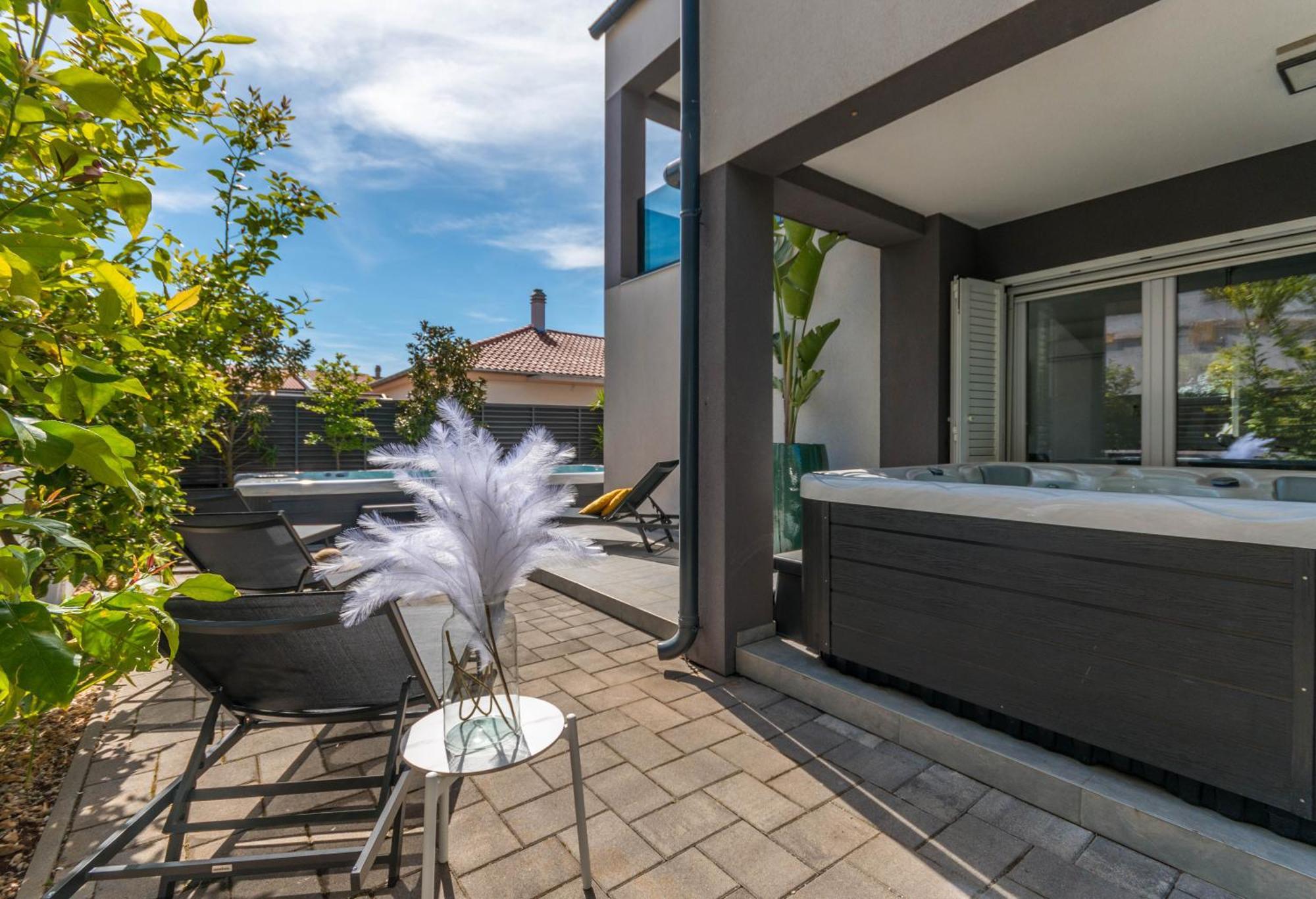House With Pool Ledenko Apartment Biograd Na Moru Exterior photo